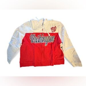 Washington major league baseball
2X long sleeve Jacket
Hooded , full zipper